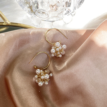Gentle lazy S925 silver needle Pearl zircon flower group earrings temperament French retro senior sense niche earrings female