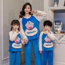 A family of three parent-child jingle cat pajamas mother and daughter baby children spring autumn and winter boys coral velvet cartoon suit