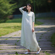 21 Summer mid-waist pullover loose embroidery dress Literary leisure V-neck three-point sleeve organza dress