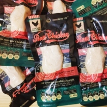 Pet snacks steamed chicken breast 40g dog wet food boiled chicken cat snacks mixed rice meat strips export