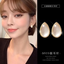 925 sterling silver earrings female retro earrings temperament Korean mini earrings Net red 2021 New Tide earrings ins