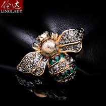 Fashion bee brooch pin female British style retro temperament corsage coat coat open shirt buckle forest Messenger