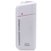 Mobile phone Emergency charger Charging Bao 5 Number of dry battery AA rechargeable battery USB output with hand electric function