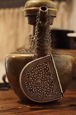 Vintage Yemen old silver box waist box pendant craftsman signature