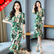 2021 Fashion big code Retro high-end middle and long style Temperament Celebrities womens clothing High level Sensation Casual Goddess Van