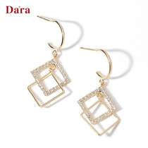 925 silver pin temperament earrings 2021 New Tide advanced sense Net red French Korean version of simple fashion earrings women