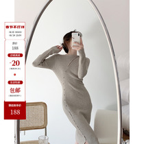 ICTS is a romantic three-color slanted placket Republic of China feeling micro-hollow button knitted dress