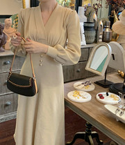 SYT gentle temperament French retro solid color knitted dress female autumn elegant design sense high waist Medium-length dress