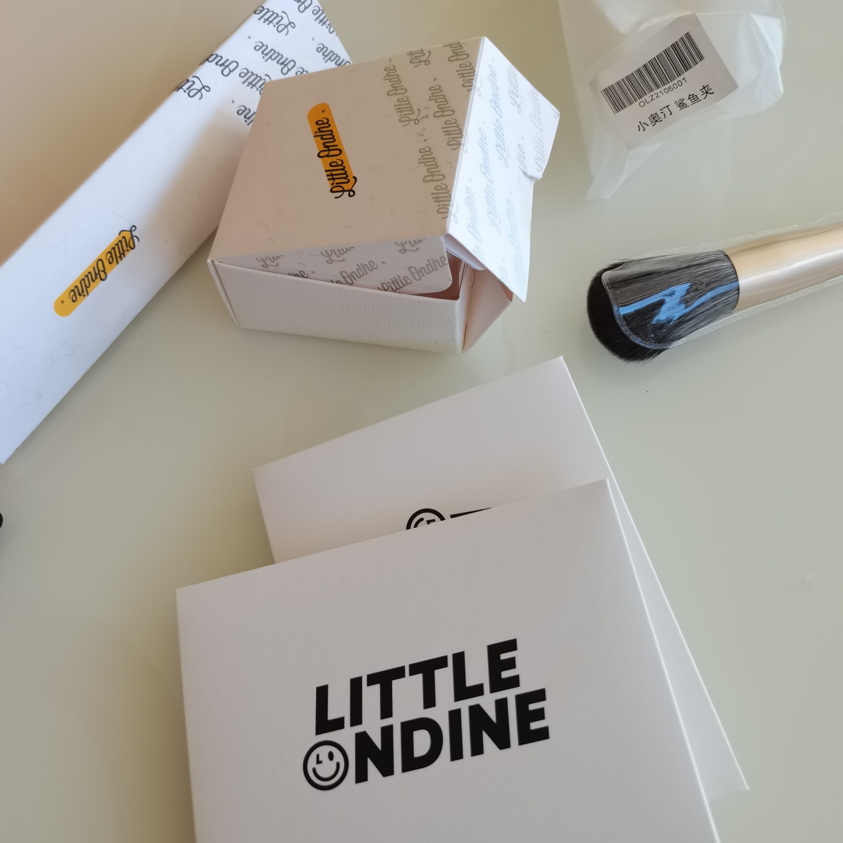 小奥汀哪国的蜜粉/散粉致命缺点？真相揭秘实情！！！