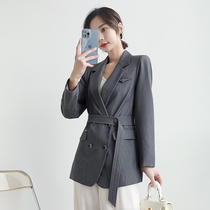 Small suit jacket womens spring and autumn 2021 spring new net red design sense fried Street high-grade jacket suit