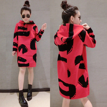 European goods in the long clothes women Spring and Autumn Korean version 2021 New Fashion loose long sleeve head hooded sweater skirt tide