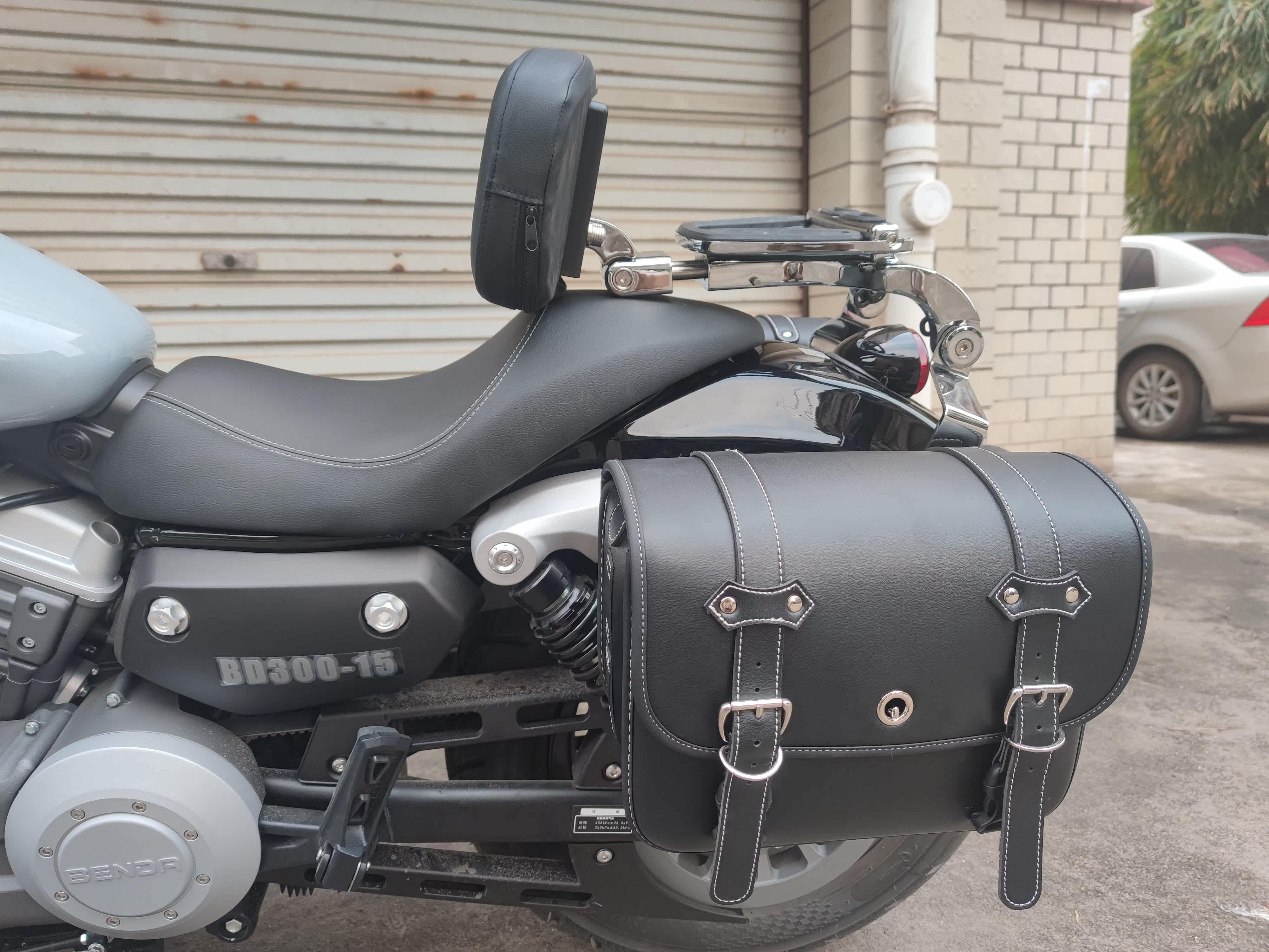 Bunda Jingira Moshe 500 Lifan V16 CM300 locomotive retrofit multifunctional folding rear backrest