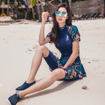 Large size swimsuit Female fat mm short-sleeved one-piece 5-point trousers skirt swimsuit sports sunscreen wetsuit