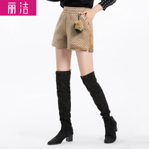 Thickened gold velvet shorts womens autumn and winter wear plaid high waist A word wide leg air cotton shorts loose boots and pants