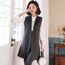2019 Autumn Winter New long sleeve shirt Womens striped clothes OL casual versatile tooling beautician professional suit