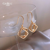 The alphabet double ring niche earrings of Korean temperament net red ear in 2022 new female ear crash