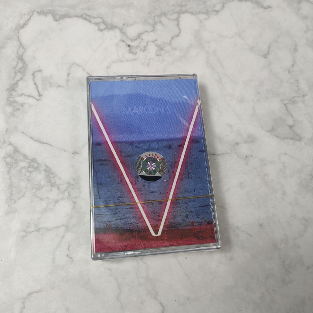 Magic Red MAROON5 Popularity Album V Tapes Card With Retro Nostalgia Collection English Songs