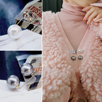 Tie clothes close the waist close the clothes thick and thin pearl pins pins simple anti-light sweaters coats brooches