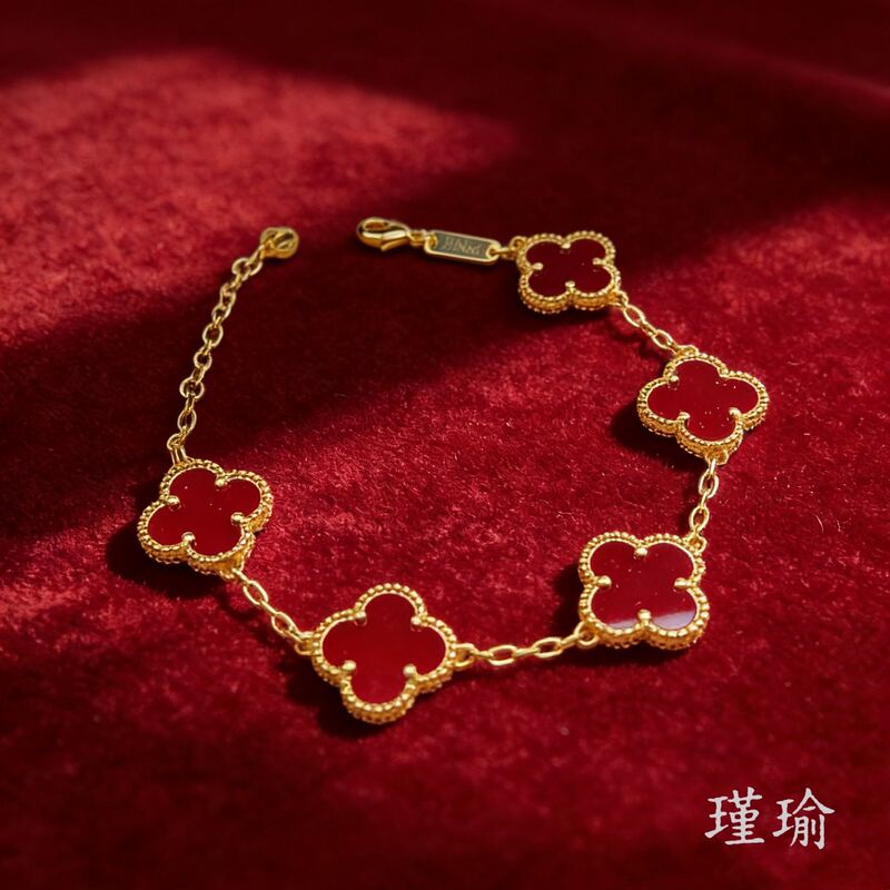 Bracelet Hot-Selling Model K0630 Red Fashionable Large and Small Five-Color Bracelet Diverse Delivery 18393