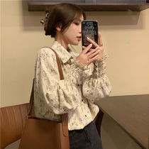 Spring and summer 2021 New Korean female retro Hong Kong flavor Flower long sleeve shirt small man Joker outside wear coat