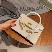 ITSK women's bag 2021 new fashion summer new texture shoulder slung small bag white Kelly bag second generation mini