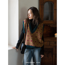 Japanese loose pullover vest coat large V-neck Forest plaid knitted vest womens spring and autumn horse clip outside the sweater