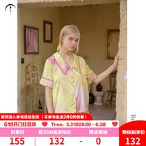 Room for Roof Mance Ru Man Division original French style pyjamas womens spring ice silk short sleeves Home Clothing Dye printed two sets