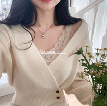 South Koreas Secondesecon Chibi Maruko January spring and winter womens sweet wrapped chest side buckle V-neck sweater