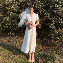 Light wedding dress 2021 new bride Super fairy retro Hepbenson travel photo thin simple little dress dress women