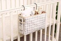 The storage basket hung by the bed dormitory bedside hanging object rack on the mobile phone bed basket storage basket hanging