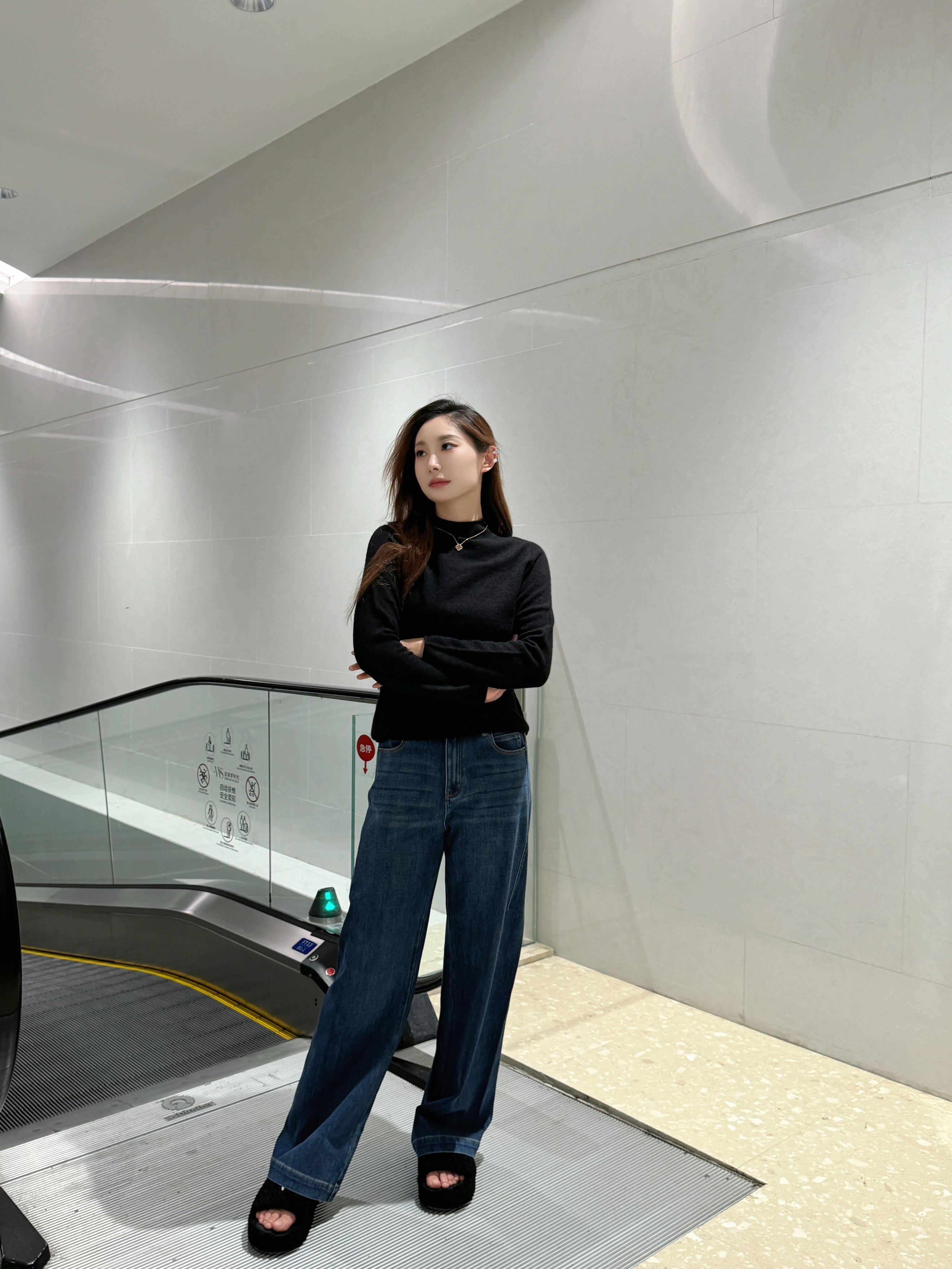 伊芙丽镇店春夏爆款 高腰设计拉长比例 弹力舒适不勒腿 朱珠代言