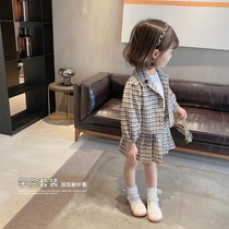 Korean Childrens clothes 2022 Spring Festival girls College Wind suit Children foreign air Han version Plaid suit Short dress Two sets