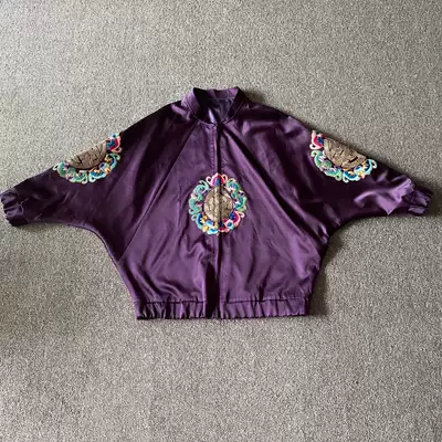 Cloud decoration totem original ethnic style women's hand embroidery Wufu Shoushou casual long-sleeved small jacket baseball suit