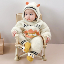 Baby one-piece sweater velvet romper jacket 4 outing clothes 5 baby 6 travel clothes 7 winter clothes 88 males 99 months