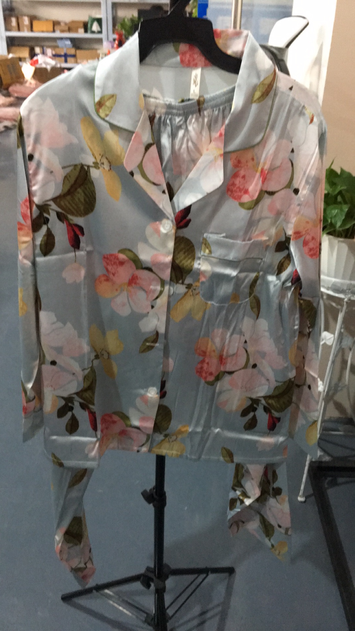 Sky and blue wood cotton No. 28