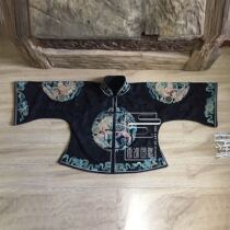  Cloud decoration totem original design womens top Chinese stand-up collar folio lion old embroidery handmade trumpet sleeve coat