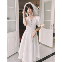 White evening dress with dress and feminine summer light extravagant and high-end normal can wear the engagement birthday dinner party temperament V collar
