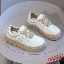 Hong Kong Little Leather White Shoes Lady Han Edition of Han Yu Han Han Han College Wind Thick Sound Increased Sports Plate Shoes
