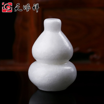 Han Bai jade gourd with burial goods Han Bai jade gourd funeral goods burial goods buried with burial goods
