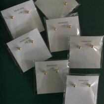 PAUSA ANN 14K gold injection small earrings