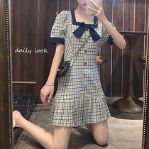 sabdro bassa French style small crowddress womens summer 2020 new display slim square collar high-waist plaid pleated skirt