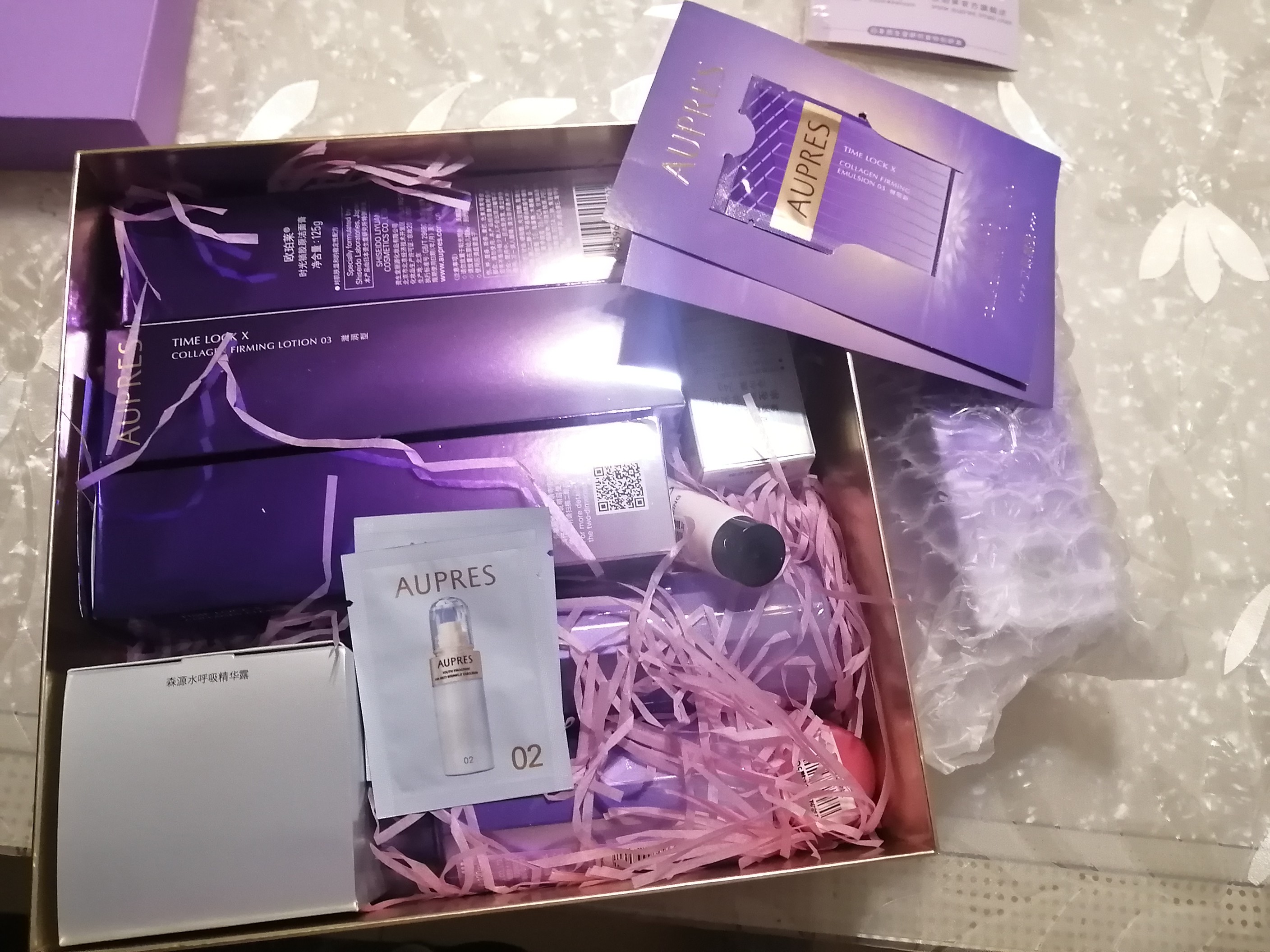 欧珀莱适合年龄洁面质量如何？好不好用？