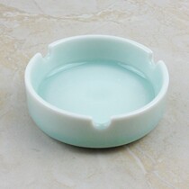 Green Porcelain Minimalist Powder Green Ashtray Manufacturer Direct Marketing Low Price Hot Selling Fashion Creative Three Holes Small Ceramic Ashtrays
