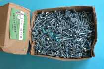 Shanghai Jianlin brand high-strength countersunk self-tapping screws Φ4 * 8-16-25-50mm galvanized Phillips screws