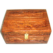 High-end Boutique First Accessories Box Wood Box Pakistan Wood Carved Jewelry Box Wood Sculpture Box