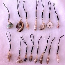 A variety of Phnom Penh mobile phone chain conch shell pendant pendant ornaments stalls night market handicrafts handmade DIY