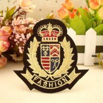 147 British College style DIY clothes Pants down embroidery cloth patch patch patch hole ironing crown badge