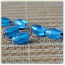 Ancient law lake water blue olive-shaped old glazed beads 10 * 17mm blue lotus seed beads scattered beads DIY jewelry with beads