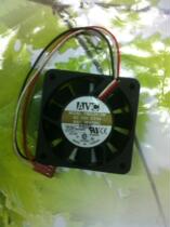 Taiwan Qihong AVC 6015 DC12V 0 15A F6015B12M three-wire double ball cooling fan