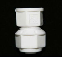 Solar POM pipe parts reducing internal wire direct POM Aluminum plastic pipe joint plumbing joint internal teeth direct